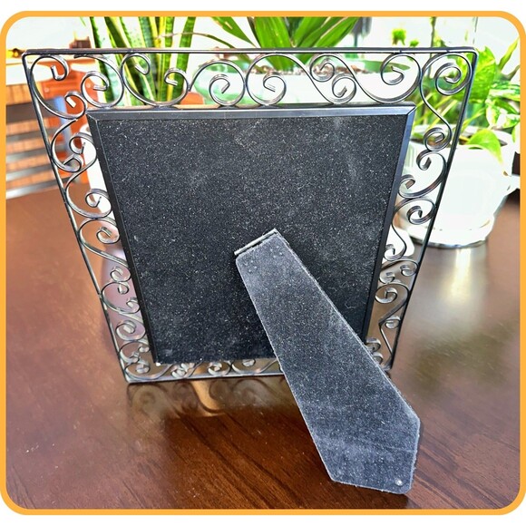 8 x 10 Vintage Picture Frame Dark Metal Scroll Ornate Design Glass Plate - Picture 2 of 2